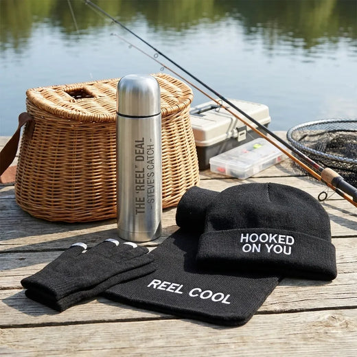 Landon Winter Gift Set - Beanie, Scarf, Gloves & Flask